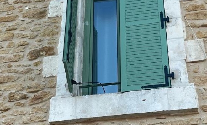 Pose de fenêtre en aluminium, Les Salles-du-Gardon, ALC MENUISERIES